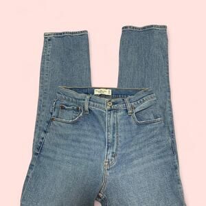 Abercrombie and Fitch The Ankle Straight Ultra High Rise Jeans Size 26-2L